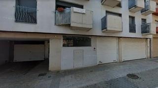 Pis  Carrer de joan maragall. Salt (gerona). "okupado" (no se puede visitar ni hipotecar).