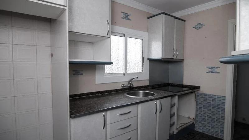 Foto 48772e90-32bb-4054-8c1b-881230845553. Piso (tarragona). "okupado" (no se puede visitar ni hipotecar). en Cambrils