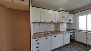 Appartement  Carrer barcelona. Constantí, (tarragona). en rentabilidad (se vende alquilado, no