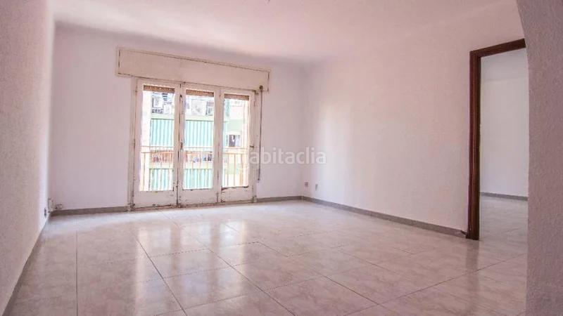 Foto cc5d3aac-c06e-4d44-9ecd-7e27fea5e5eb. Pis a Centre Reus