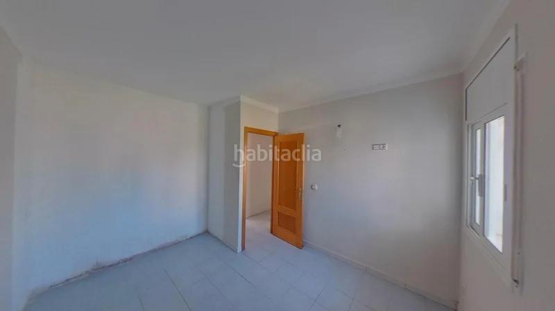 Foto 21f19642-592a-4abc-b4e1-a6c522d3bb2f. Chalet , (). "okupado" (no se puede visitar ni hipotecar). en Tarragona