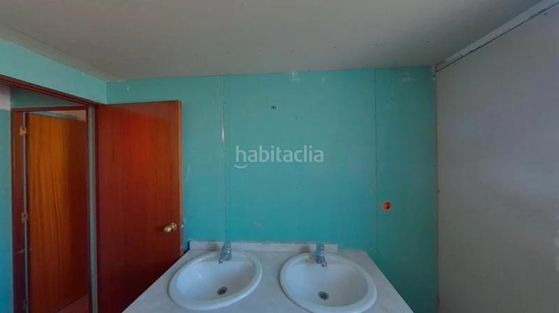 Foto 72b42271-8fa5-4172-89f8-cd7ce2aa076c. Chalet , (). "okupado" (no se puede visitar ni hipotecar). en Tarragona