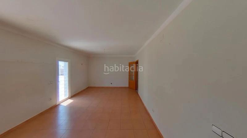 Foto 9b6d4cb4-c5b3-484c-8d45-5744e5343bcf. Chalet , (). "okupado" (no se puede visitar ni hipotecar). en Tarragona