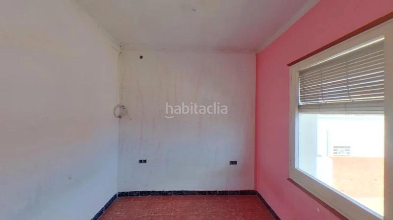 Foto c3626a10-82d4-4c26-9c1e-54d07843f9db. Chalet , (). "okupado" (no se puede visitar ni hipotecar). en Tarragona