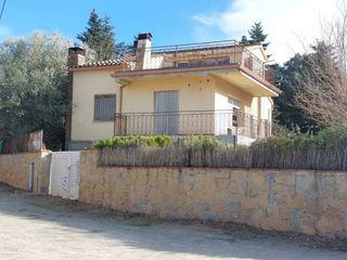 Chalet  Carrer sant geroni. Castellbell i el vilar (barcelona). sin posesión (no se puede vi