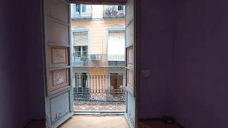 Flat  Carrer de la rosa. Tortosa, (tarragona). "okupado" (no se puede visitar ni hipoteca
