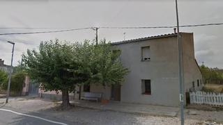 Casa adossada  Carrer sant jaume. Ulldecona (tarragona). sin posesión (no se puede visitar ni hipo