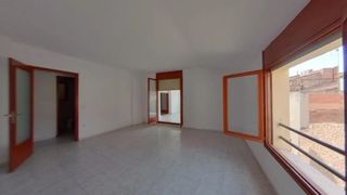 Appartement  Carrer dels metges. Valls, (tarragona). "okupado" (no se puede visitar ni hipotecar)
