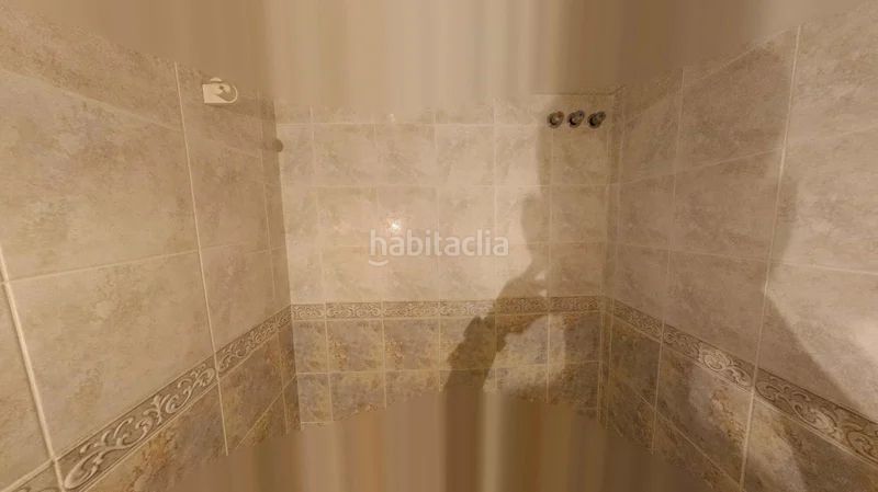 Foto f6aceb35-8d26-4b9f-80be-edb5a039c479. Pis a El Coll Barcelona
