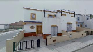 Casa adossada  Calle antonio machado. Molares, los (sevilla). sin posesión/ocupada (no se puede visita