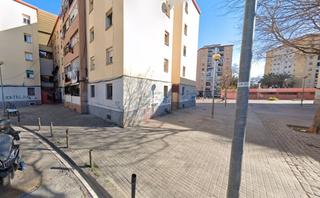 Pis  Calle de cáceres. Badalona (barcelona). sin posesión (no se puede visitar ni hipot