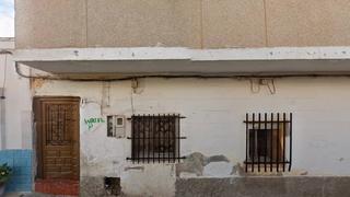 Piso  Calle castillejos. Cartagena (murcia). sin posesión (no se puede visitar ni hipotec