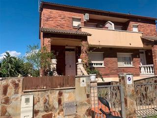 Xalet  Carrer de burgos. Sant vicenç dels horts (barcelona). sin posesión (no se puede vi