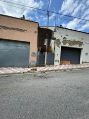 Semi detached house  Carrer roser. Vidreres (gerona). sin posesión “ocupado” (no se puede visitar n