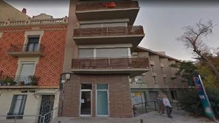 Office space  Avinguda de valència. Molins de rei (barcelona). "okupado" (no se puede visitar ni hip