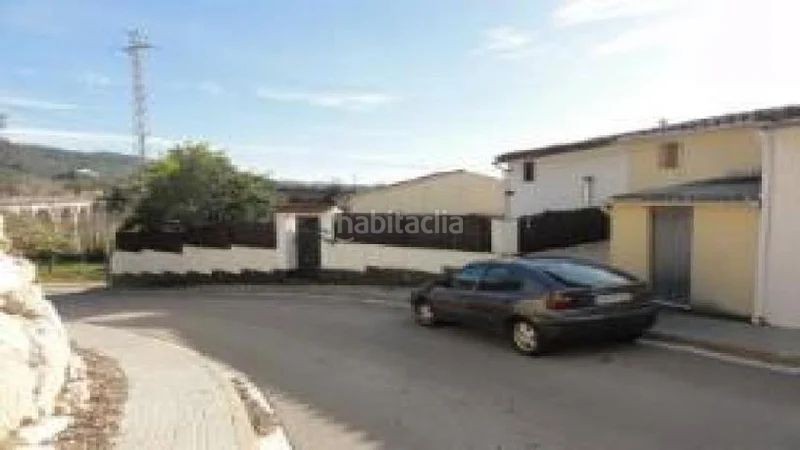 Foto b1ac791e-d24a-43ed-aa8a-923b127b3788. Terreno residencial (barcelona). "okupado" (no se puede visitar ni hipotecar). en Piera