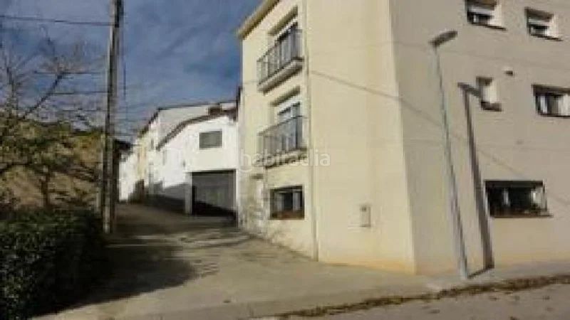 Foto b6cf34bc-1e9b-4857-b0be-54a7a04e4caa. Terreno residencial (barcelona). "okupado" (no se puede visitar ni hipotecar). en Piera