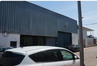 Nau industrial a Palmera. Activo bancario