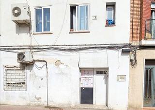 Pis  Calle de rodríguez espinosa. Madrid (madrid). "okupado" (no se puede visitar ni hipotecar).