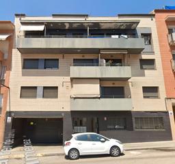 Pis  Carrer de juan ramon jiménez. Rubí (barcelona). "okupado" (no se puede visitar ni hipotecar).