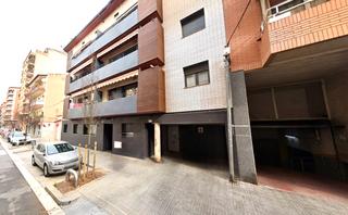 Pis  Carrer de carrasco i formiguera. Rubí (barcelona). "okupado" (no se puede visitar ni hipotecar).