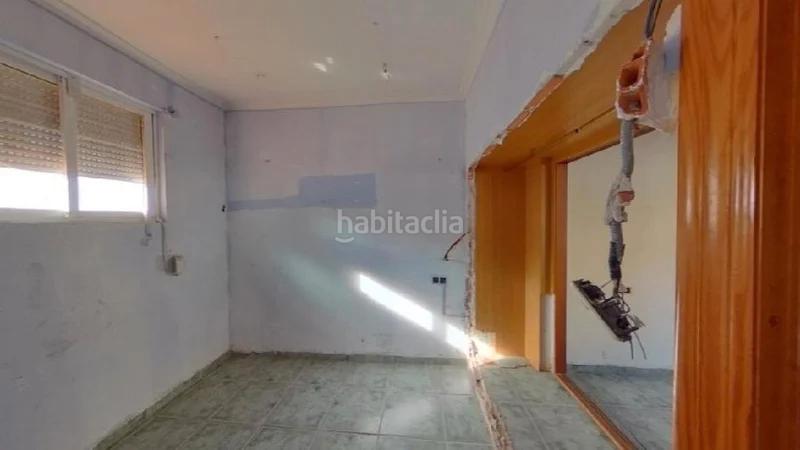 Foto 14845c01-3a64-4ce6-9de1-c09db7d0c893. Piso (alicante). "okupado" (no se puede visitar ni hipotecar). en Villena
