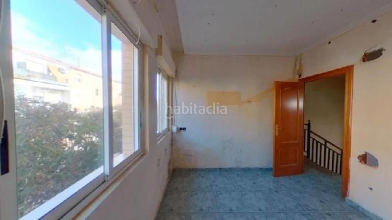 Foto 40e40100-90e2-42e8-a8e7-56d48bd6d51d. Piso (alicante). "okupado" (no se puede visitar ni hipotecar). en Villena