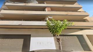 Piso  Avenida diego ramírez pastor. Torrevieja (alicante). sin posesión “ocupado” (no se puede visit
