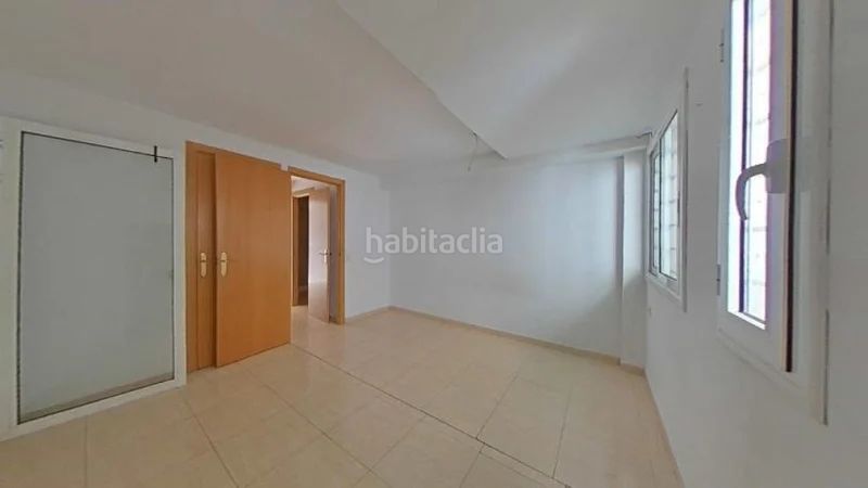 Foto c0ca80d9-d7f6-4db2-9cf6-6a7ff478653a. Pis a La Salut Badalona