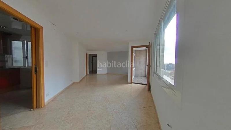 Foto c3344ae9-6ba0-4c15-a581-dc3ac90d35ca. Piso (barcelona). "okupado" (no se puede visitar ni hipotecar). en Mataró