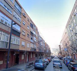 Piso  Rambla de sant jordi. Ripollet (barcelona). "okupado" (no se puede visitar ni hipoteca