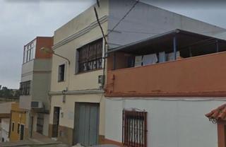 Casa  Calle hermanos pinzón. Algeciras (cádiz). "okupado" (no se puede visitar ni hipotecar).