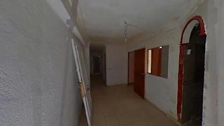 Appartement  Calle ingeniero la cierva. Sevilla (sevilla). "okupado" (no se puede visitar ni hipotecar).