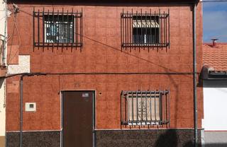 Casa  Calle baja. Láchar (granada). "okupado" (no se puede visitar ni hipotecar).
