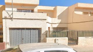 Casa adossada  Calle alcazaba. Ejido (el) (almería). "okupado" (no se puede visitar ni hipoteca