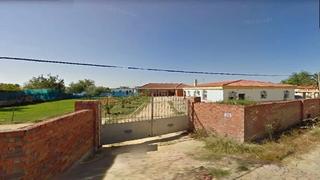 Xalet  Calle sierra de grazalema. Sanlúcar la mayor (sevilla). sin posesión “ocupado” (no se puede