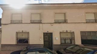 Pis  Calle el verde. Villarrubia de los ojos (ciudad real). sin posesión “ocupado” (n