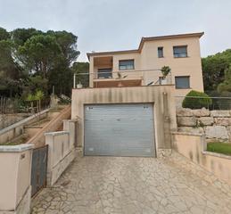 Xalet  Avinguda de la florada. Lloret de mar (gerona). sin posesión “ocupado” (no se puede visi