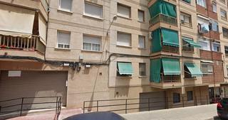 Oficina  Carrer de coín. Sant boi de llobregat (barcelona). sin posesión “ocupado” (no se