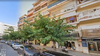 Bureau  Carrer de coín. Sant boi de llobregat (barcelona). sin posesión “ocupado” (no se