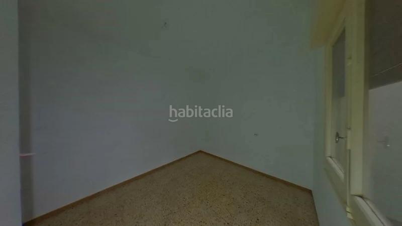 Foto 01e00f42-0d32-431a-acfe-f67117aa3c30. Piso (gerona). "okupado" (no se puede visitar ni hipotecar). en Figueres