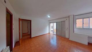 Appartement  Carrer d'ausiàs march. Barberà del vallès (barcelona). "okupado" (no se puede visitar n