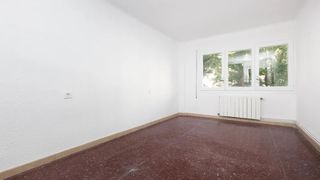 Etagenwohnung  Avinguda de can cabanyes. Rubí (barcelona). "okupado" (no se puede visitar ni hipotecar)