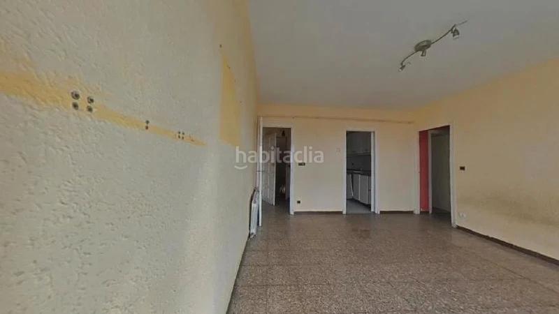Foto 54d19755-b05c-4dab-9690-395b9e85ecbd. Piso (barcelona). "okupado" (no se puede visitar ni hipotecar). en Mataró
