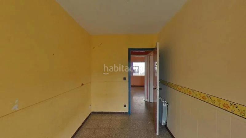 Foto 699c8235-34e1-4eac-b64e-856908f20a46. Piso (barcelona). "okupado" (no se puede visitar ni hipotecar). en Mataró