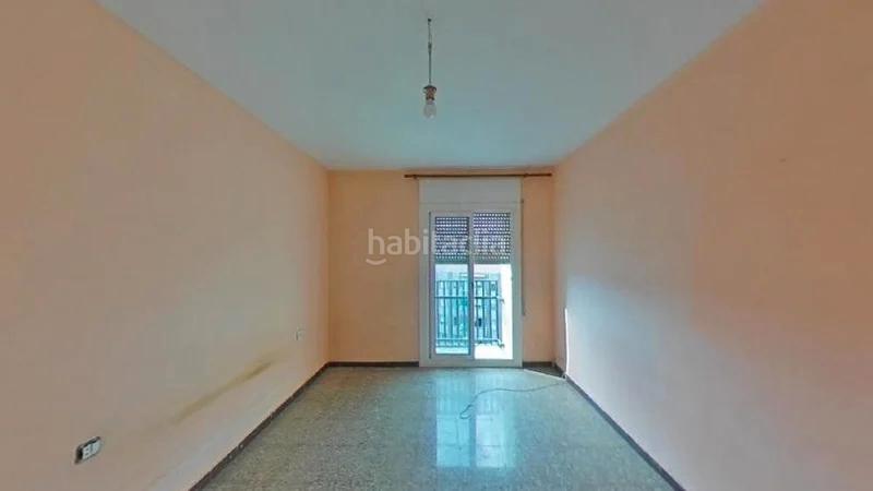 Foto 6d6841ea-96cc-4182-aebe-fb08bae4fecd. Piso (barcelona). "okupado" (no se puede visitar ni hipotecar). en Mataró