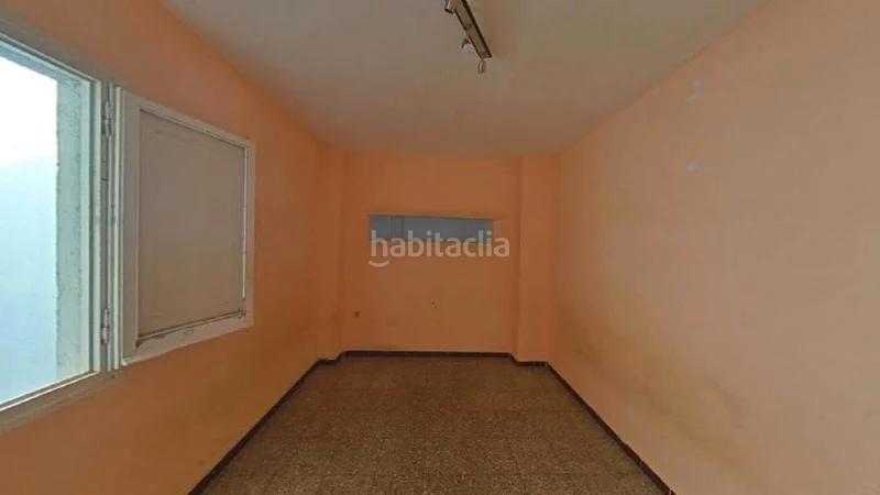 Foto 70978d65-dfcb-453c-be54-986880272cf5. Piso (barcelona). "okupado" (no se puede visitar ni hipotecar). en Mataró