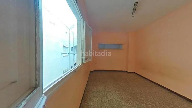 Foto 75605e3e-192f-453c-a682-feccbdd6129a. Piso (barcelona). "okupado" (no se puede visitar ni hipotecar). en Mataró