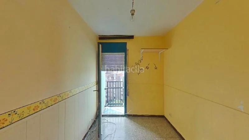 Foto 8f380cef-0d55-4fe5-b234-d934aef756cc. Piso (barcelona). "okupado" (no se puede visitar ni hipotecar). en Mataró