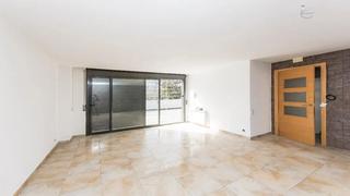 Chalet  La rambla. Sant pere de vilamajor (barcelona). "okupado" (no se puede visit